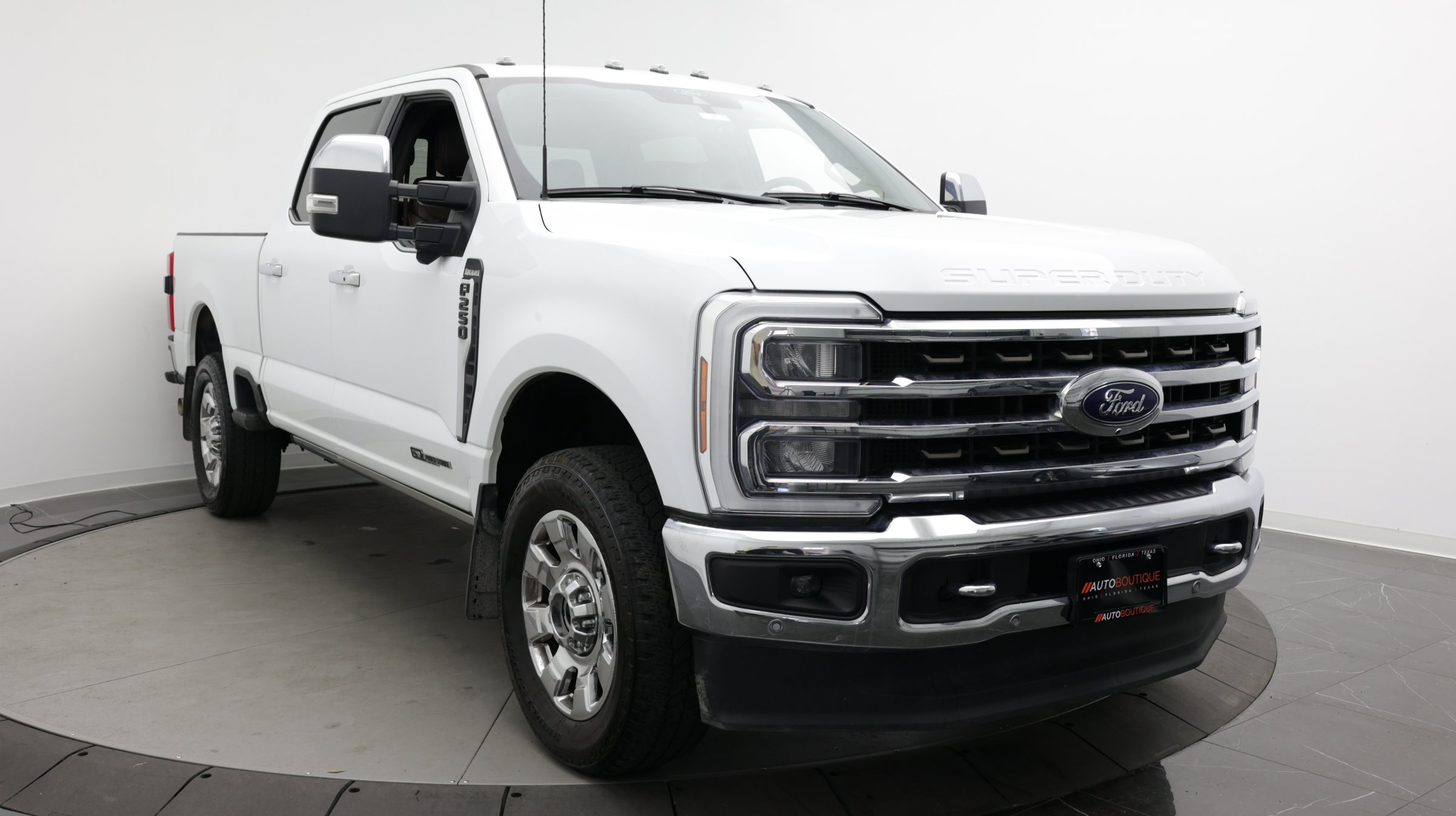Used 2024 Ford F250 King Ranch AWD/4WD image 3