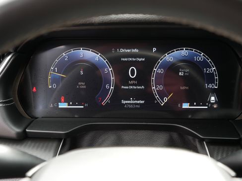 Used 2023 Jeep Grand Cherokee Laredo image 21