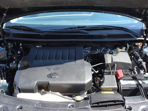 Used 2013 Toyota Avalon Limited FWD image 7