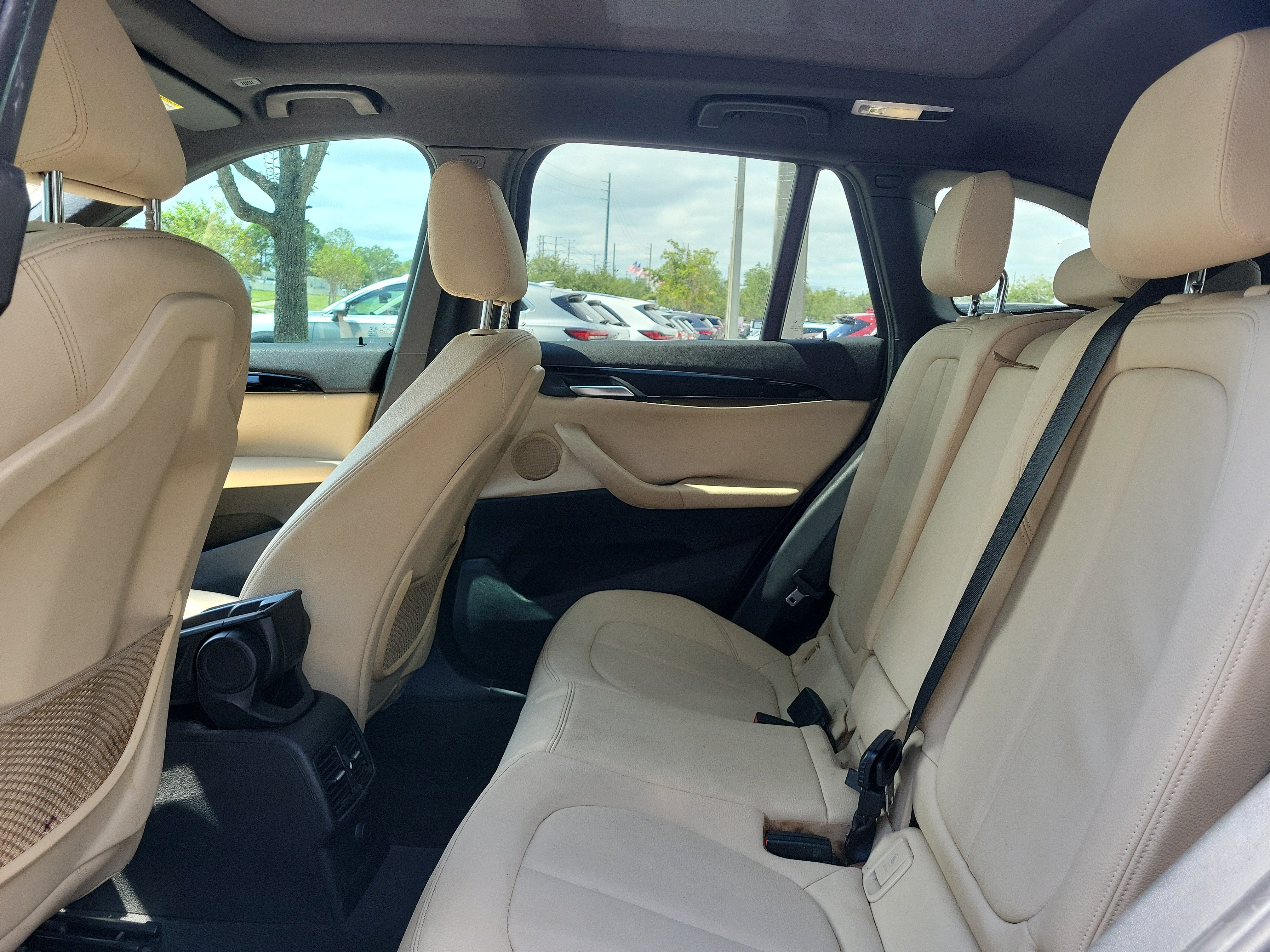 Used 2017 BMW X1 xDrive28i AWD/4WD image 16