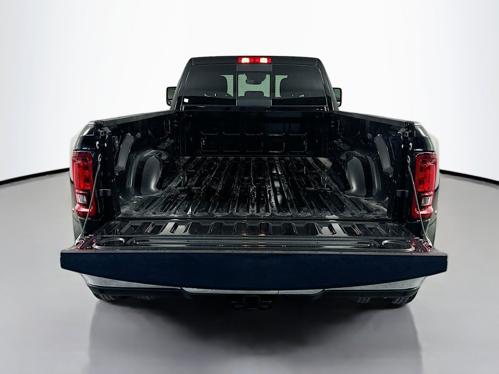 New 2026 RAM 3500 Tradesman AWD/4WD image 16