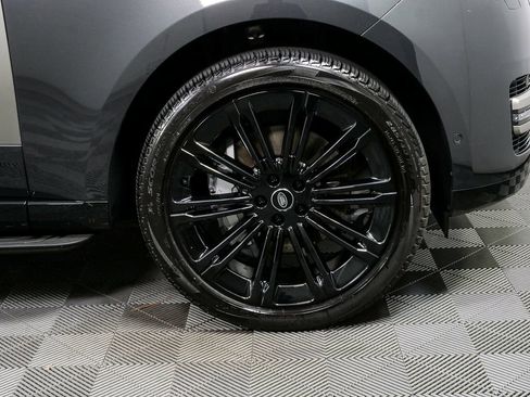 Used 2023 Land Rover Range Rover SE image 39