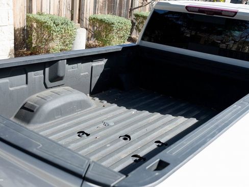 Used 2024 Chevrolet Silverado 3500 High Country w/ High Country Premium Package image 27