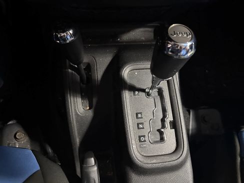 Used 2013 Jeep Wrangler Unlimited Sahara w/ Trailer Tow Group image 20