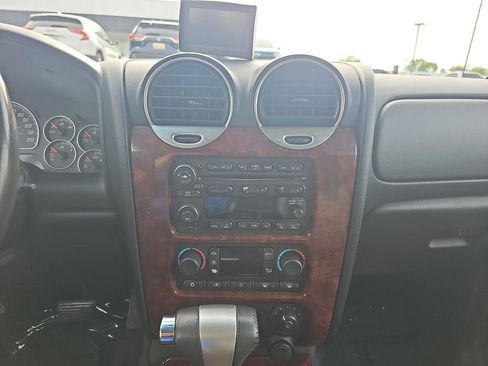 Used 2007 GMC Envoy SLT AWD/4WD image 23