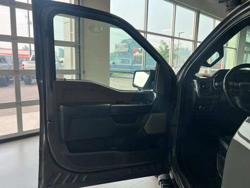 Used 2021 Ford F150 Lariat AWD/4WD image 12