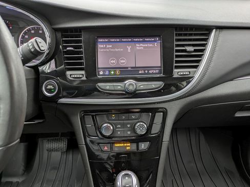 Certified 2022 Buick Encore Preferred w/ Safety Package AWD/4WD image 19