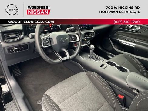 Used 2025 Ford Mustang Coupe image 29