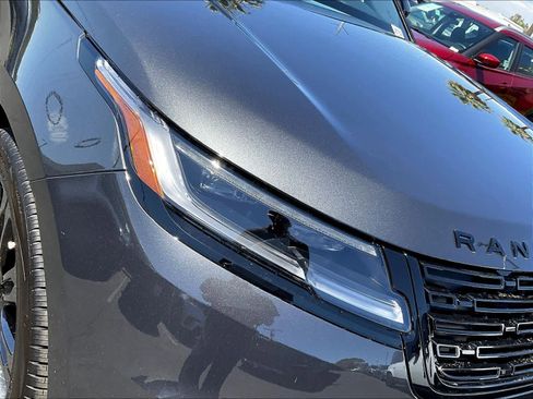 New 2026 Land Rover Range Rover Velar Dynamic SE image 30