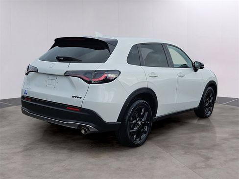 Certified 2024 Honda HR-V Sport image 4
