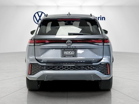 New 2026 Volkswagen Tiguan SE R-Line image 4