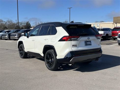 Used 2021 Toyota RAV4 XSE image 7