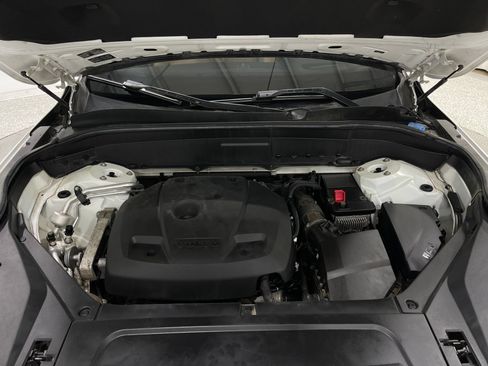 Used 2018 Volvo XC90 T6 Momentum w/ Convenience Package AWD/4WD image 27