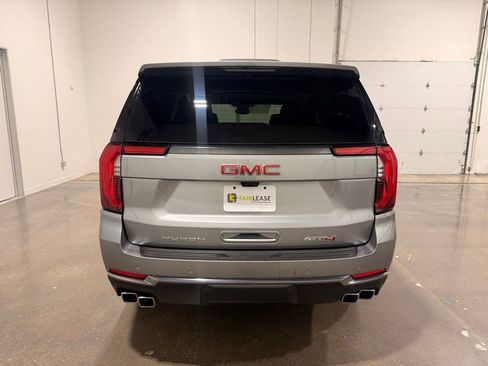 Used 2025 GMC Yukon AT4 w/ AT4 Premium Package AWD/4WD image 6