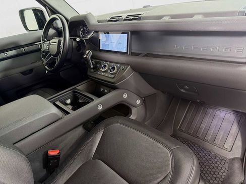 Used 2023 Land Rover Defender 110 X-Dynamic SE image 29