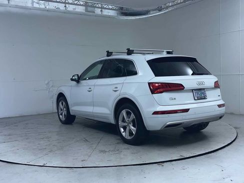 Used 2020 Audi Q5 Premium Plus w/ Premium Plus Package AWD/4WD image 8