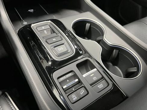 New 2025 Honda Pilot Elite image 18