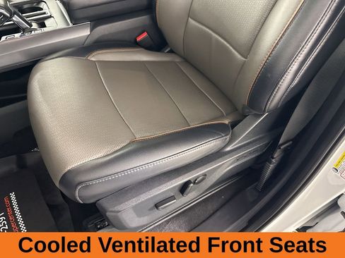 Used 2025 Ford F150 Lariat w/ FX4 Off-Road Package image 14