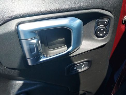 Used 2021 Jeep Gladiator Sport AWD/4WD image 19