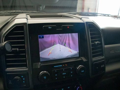 Used 2021 Ford F250 XLT image 32