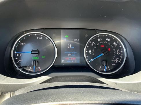 Used 2022 Toyota RAV4 SE w/ Convenience Package AWD/4WD image 25