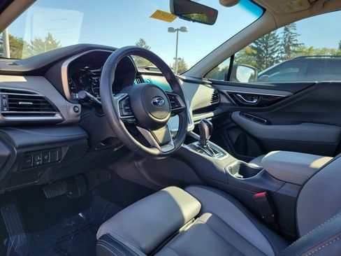 Used 2020 Subaru Outback Limited image 19