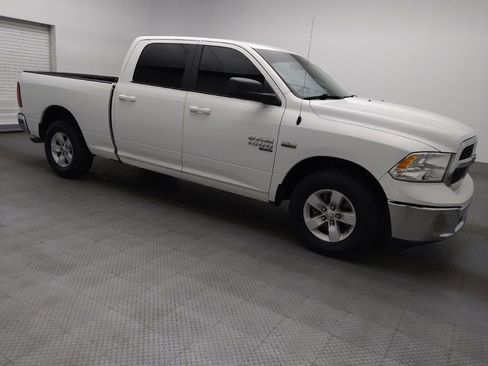 Used 2019 RAM 1500 Classic SLT image 11
