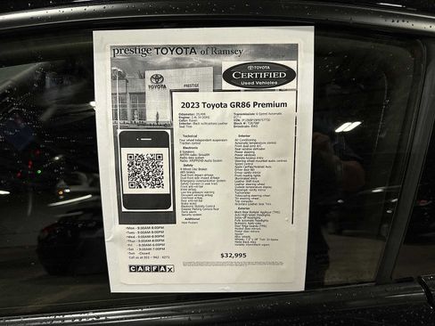 Used 2023 Toyota GR86 Premium w/ ALL Weather Mat Package (TMS) RWD image 12