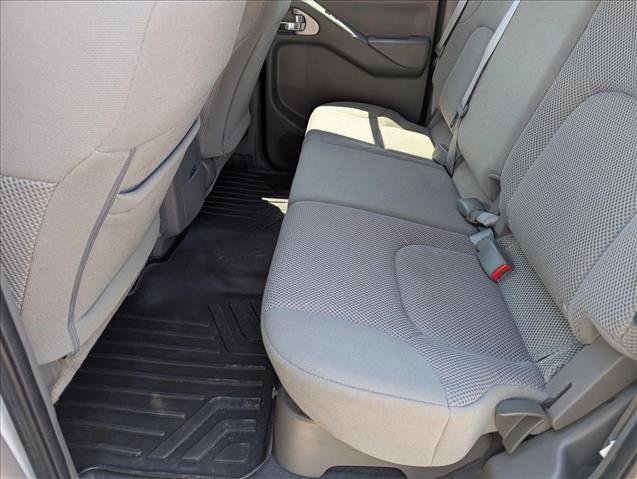 Used 2019 Nissan Frontier SV AWD/4WD image 17