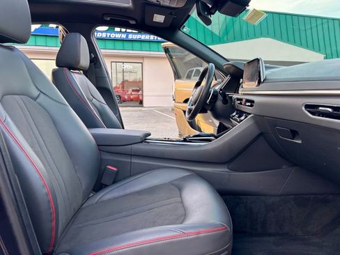 Used 2023 Hyundai Sonata SEL Plus image 11