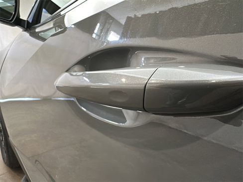 Used 2023 Hyundai Santa Cruz SEL Premium image 5