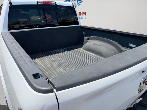 Used 2021 RAM 1500 Laramie w/ Sport Appearance Package AWD/4WD image 15
