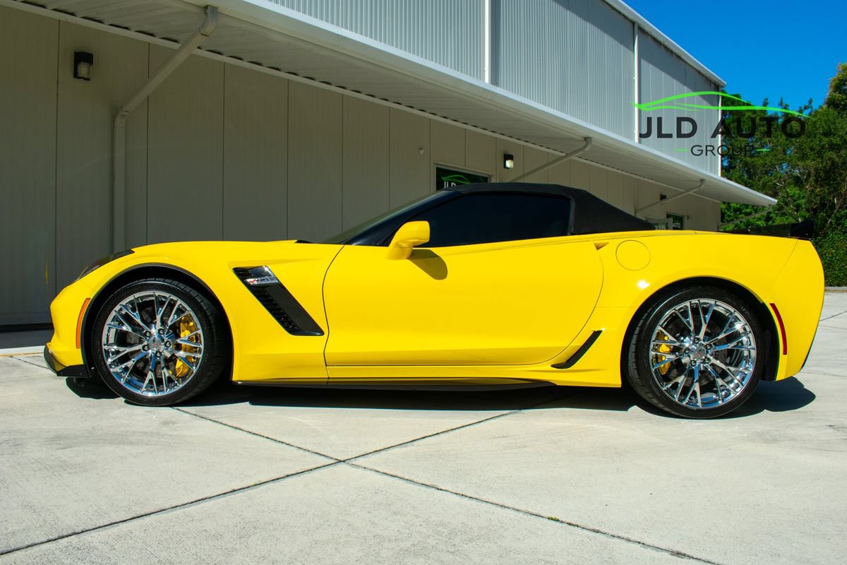 Used 2018 Chevrolet Corvette Z06 RWD image 6