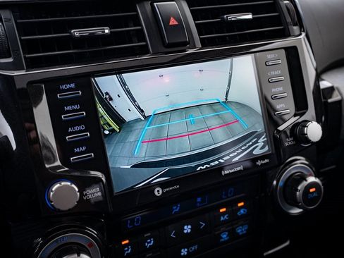 Used 2020 Toyota 4Runner TRD Off-Road Premium image 29