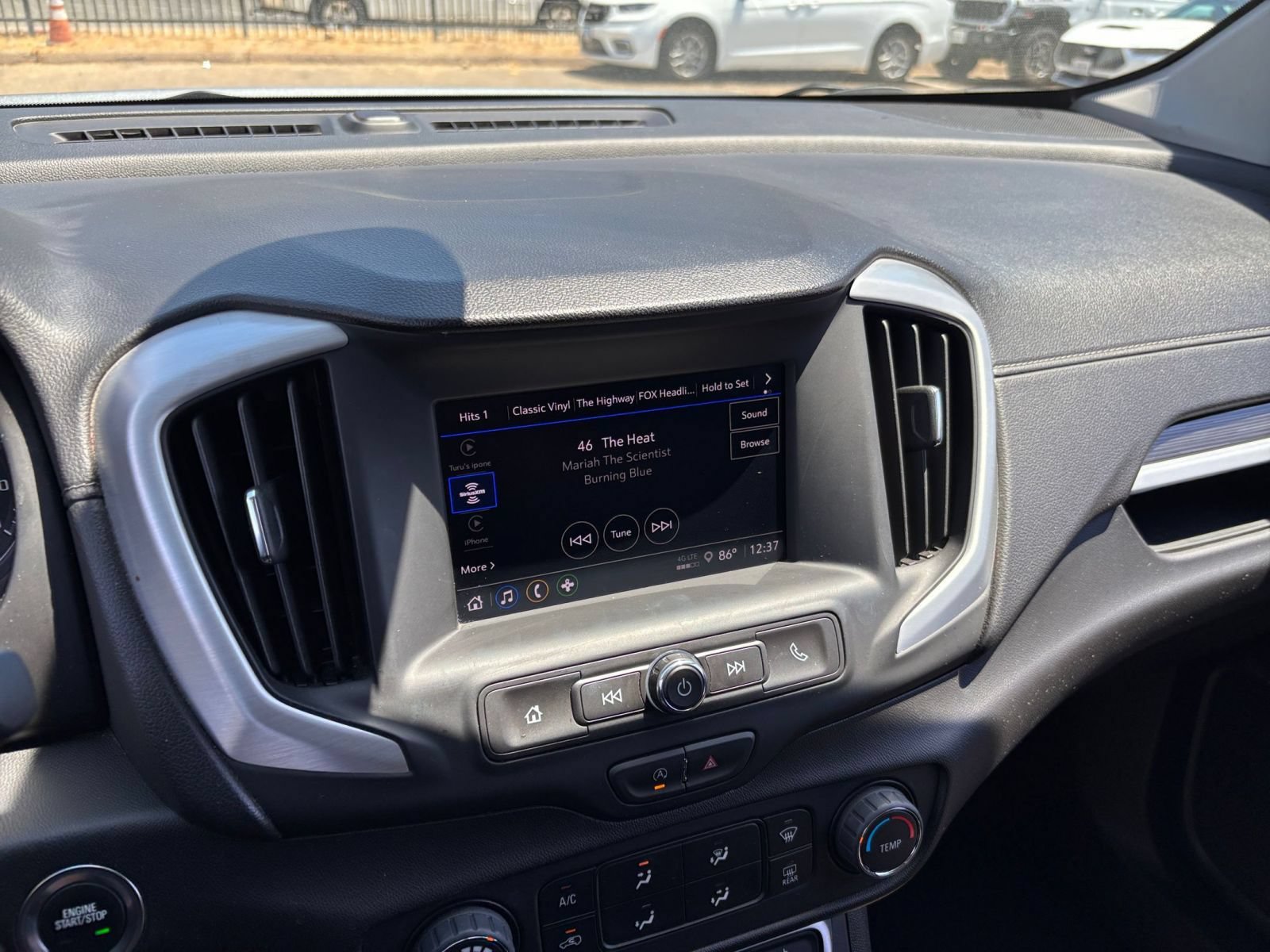 Used 2024 GMC Terrain SLE FWD image 19