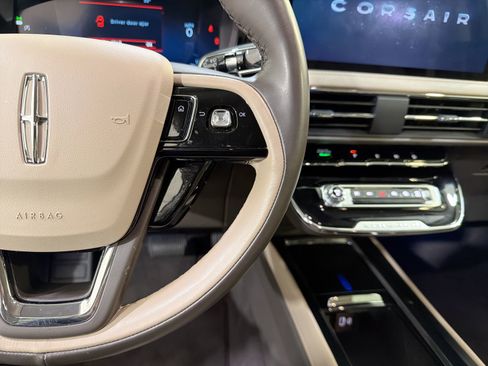 Used 2024 Lincoln Corsair Reserve image 15