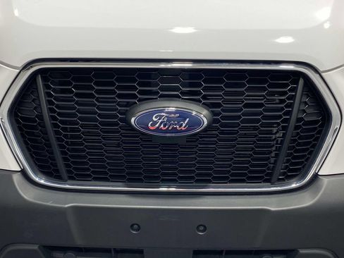 Used 2025 Ford Transit 250 Low Roof w/ Exterior Upgrade Package RWD image 7