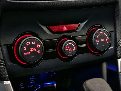 Used 2021 Subaru Forester Premium image 29