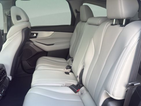 Used 2023 Acura MDX FWD w/ Technology Package image 25