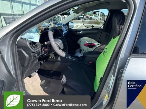 Certified 2024 Ford Escape SE FWD image 10