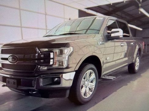 Used 2018 Ford F150 King Ranch w/ Equipment Group 601A Luxury AWD/4WD image 2