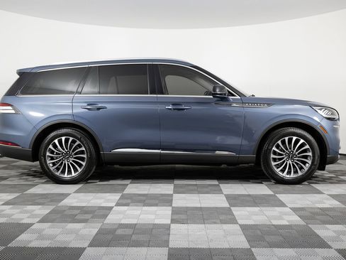 Used 2021 Lincoln Aviator Reserve w/ Class IV Trailer Tow Package image 9