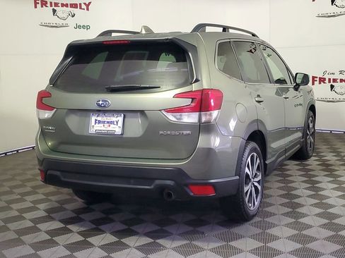 Used 2021 Subaru Forester Limited image 3