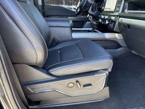 Used 2023 Ford F250 Lariat w/ Lariat Ultimate Package image 13
