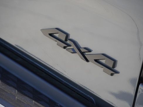 New 2026 RAM 2500 Tradesman AWD/4WD image 9