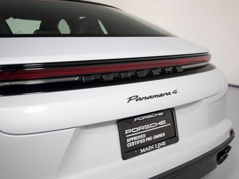 Certified 2025 Porsche Panamera 4 image 39