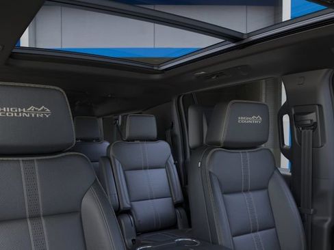 New 2026 Chevrolet Suburban High Country AWD/4WD image 24