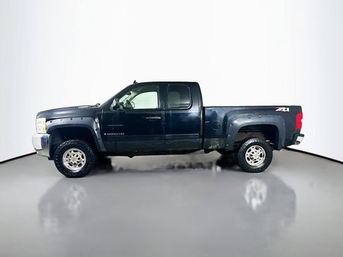 Used 2007 Chevrolet Silverado 2500 LT w/ 1LT Convenience Package image 9