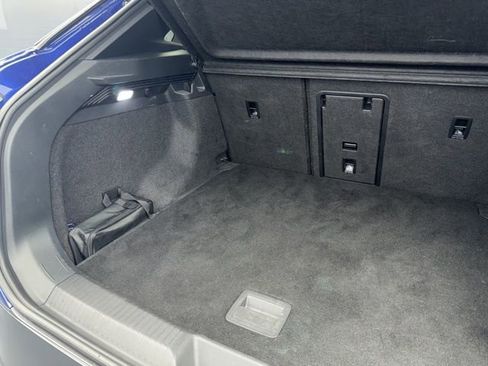 Used 2021 Volkswagen ID.4 Pro S image 34