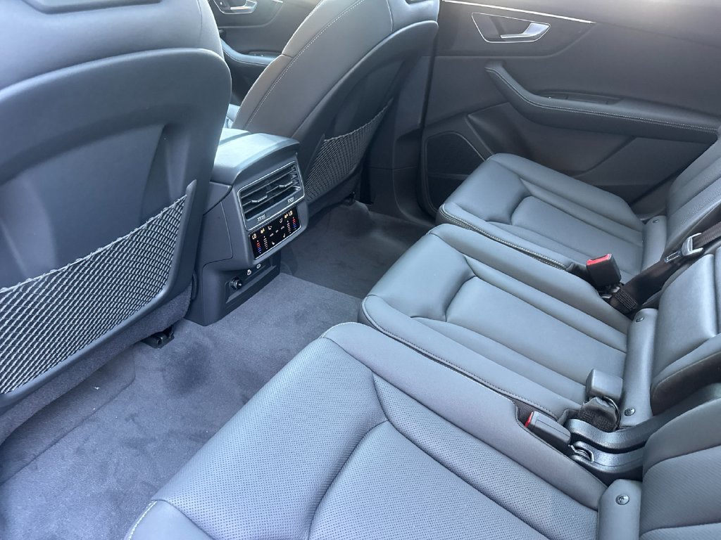 New 2026 Audi Q7 3.0T Premium Plus AWD/4WD image 13